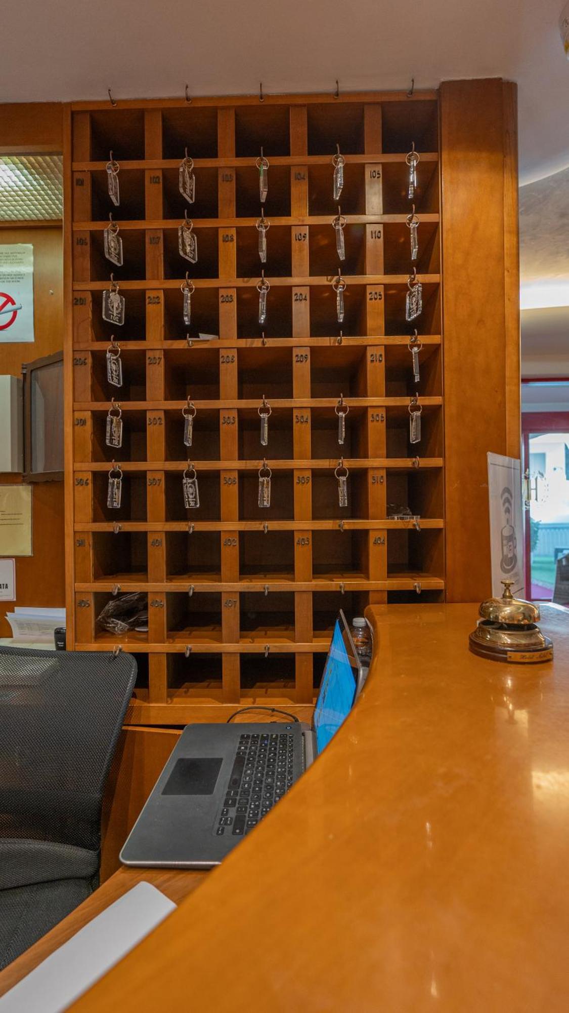 רימיני Hotel Nobel מראה חיצוני תמונה