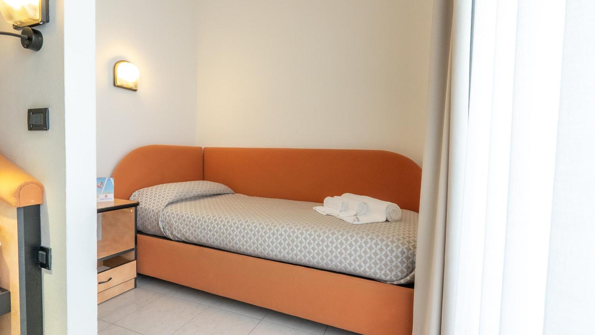 רימיני Hotel Nobel מראה חיצוני תמונה