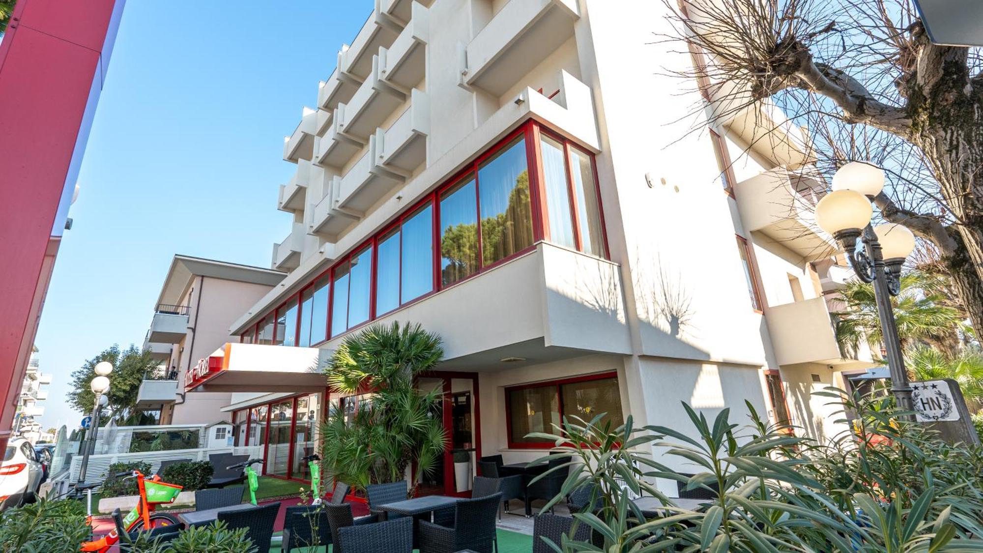 רימיני Hotel Nobel מראה חיצוני תמונה
